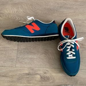 New Balance 410 blue and orange shoe | size 7